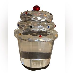 Oleg Cassini Crystal Cup cake, collectible and signed